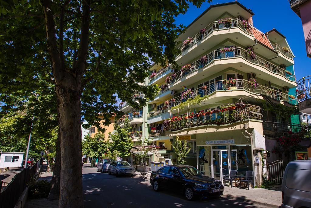Guest House ,, Ekaterina" Nesebar Exterior photo